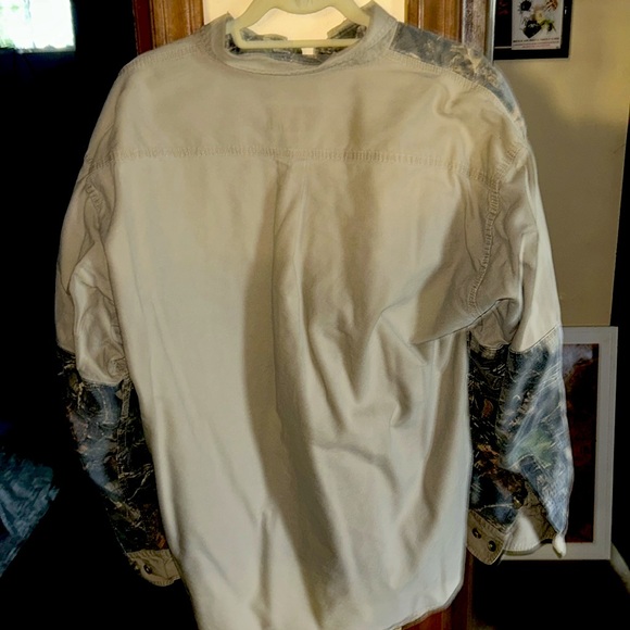 Cabela’s custom button down hunting shirt size XL - Picture 5 of 7